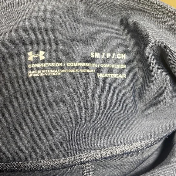 Under Armour Heatgear Compression Capri Leggings Small - Picture 5 of 6